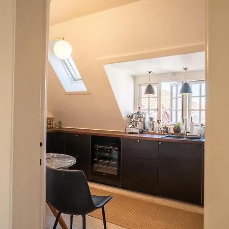 Bright And Spacious Penthouse In Apartamento *