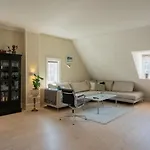 Appartement Bright And Spacious Penthouse In Copenhague
