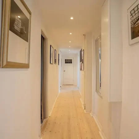 Bright And Spacious Penthouse In * Copenhague